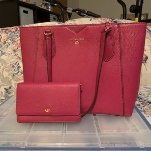 *SOLD*. MK Mae Tote Satchel & Wallet